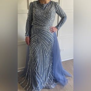 Maxi hijab friendly dress with detachable skirt